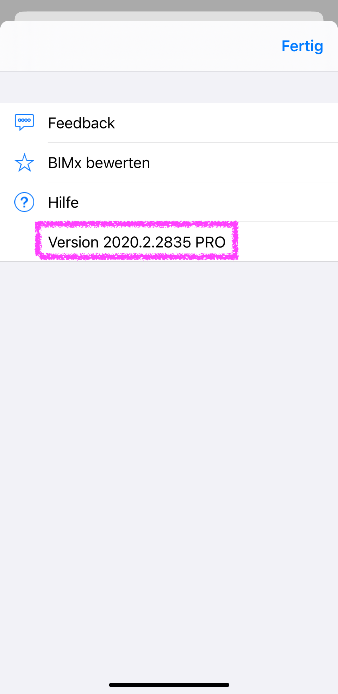 Einstellungsmenü einer älteren BIMx‑App auf einem iOS‑Gerät, unten wird die installierte Programmversion Version 2020.2.2835 PRO angezeigt während darüber die Punkte Feedback, BIMx bewerten und Hilfe zur Verfügung stehen.