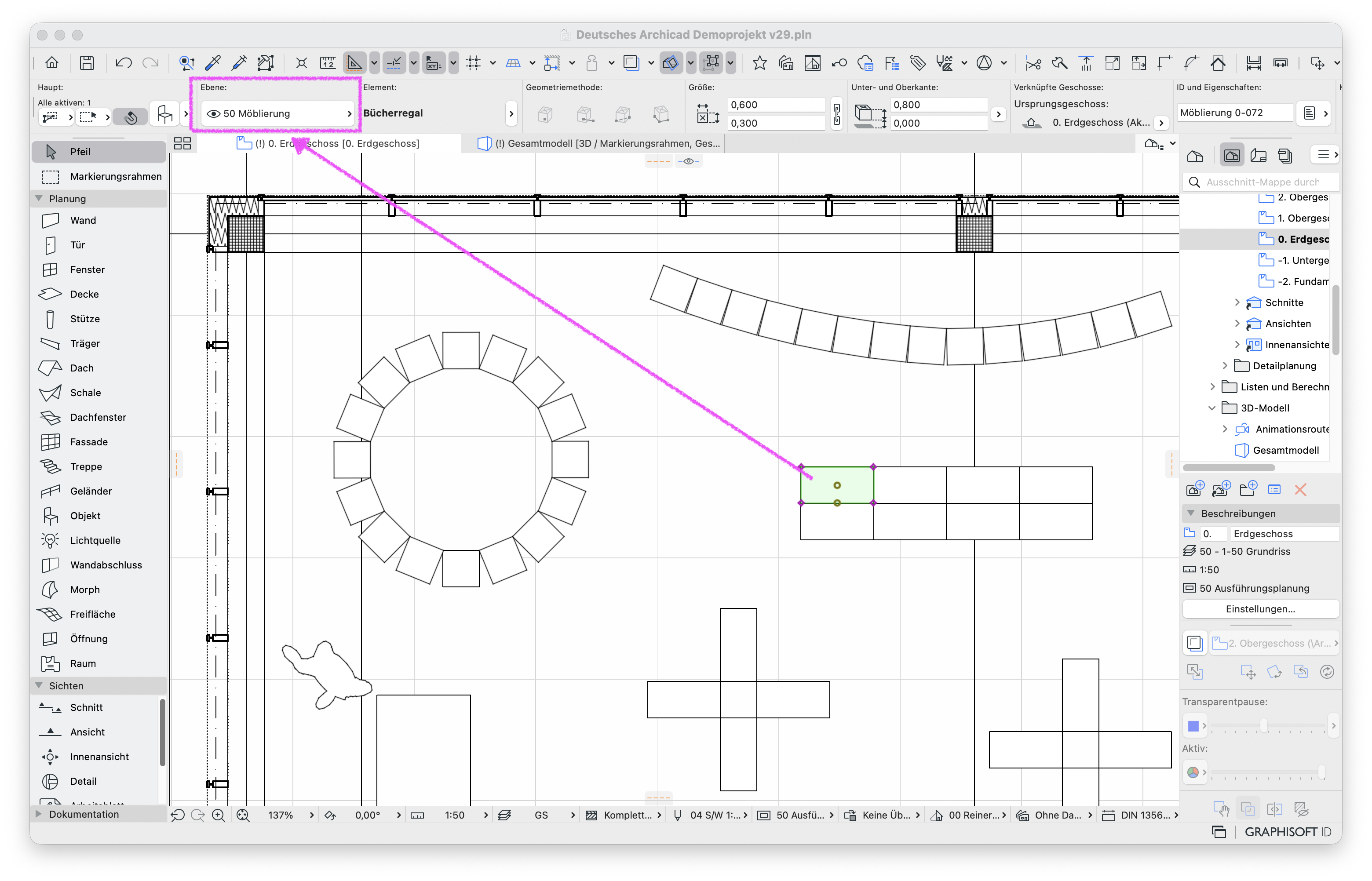 Grundriss im Archicad‑Fenster mit markiertem Möbel‑Objekt und hervorgehobener Ebenenauswahl ‚50 Möblierung‘ in der Infoleiste.